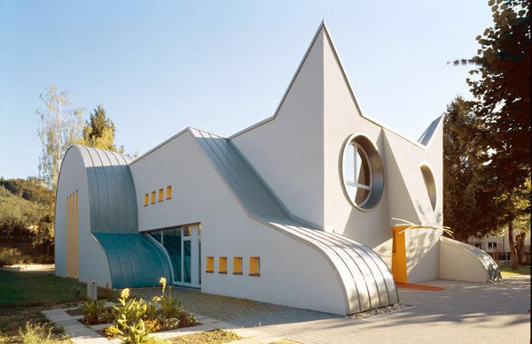 cat-shaped kindergarten