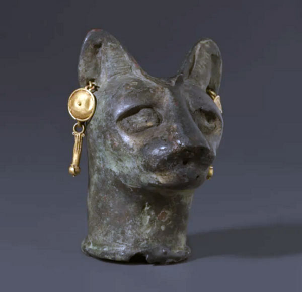 bronze cat head
