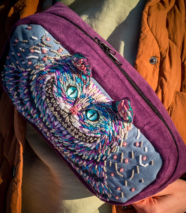 cheshire cat embroidery art