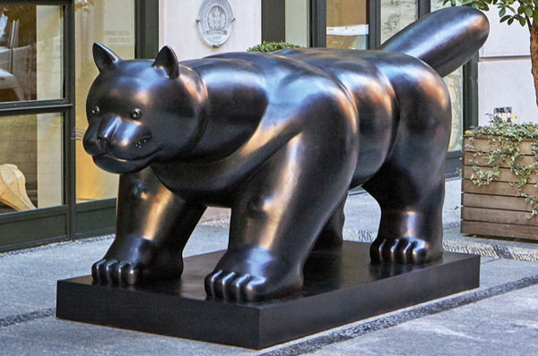 big black chonky cat sculpture